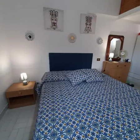 Casa Marisa * פלרמו